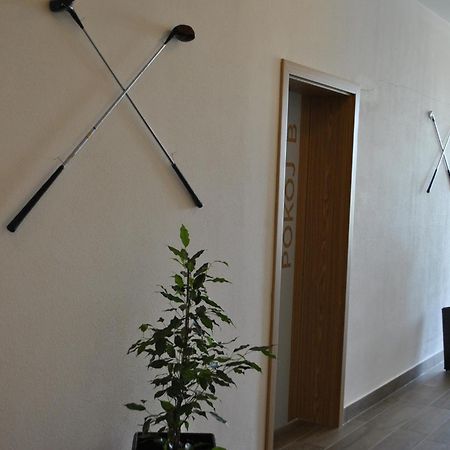Hotel Golf Jezera Ostrožská Nová Ves Eksteriør bilde