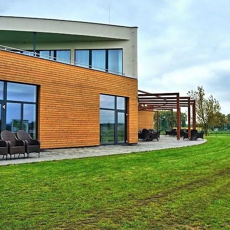 Hotel Golf Jezera Ostrožská Nová Ves Eksteriør bilde