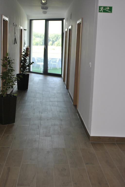 Hotel Golf Jezera Ostrožská Nová Ves Eksteriør bilde